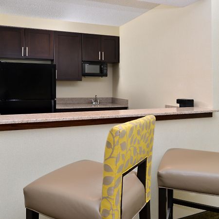 Holiday Inn Express Hotel & Suites Indianapolis W - Airport Area By Ihg Exteriör bild