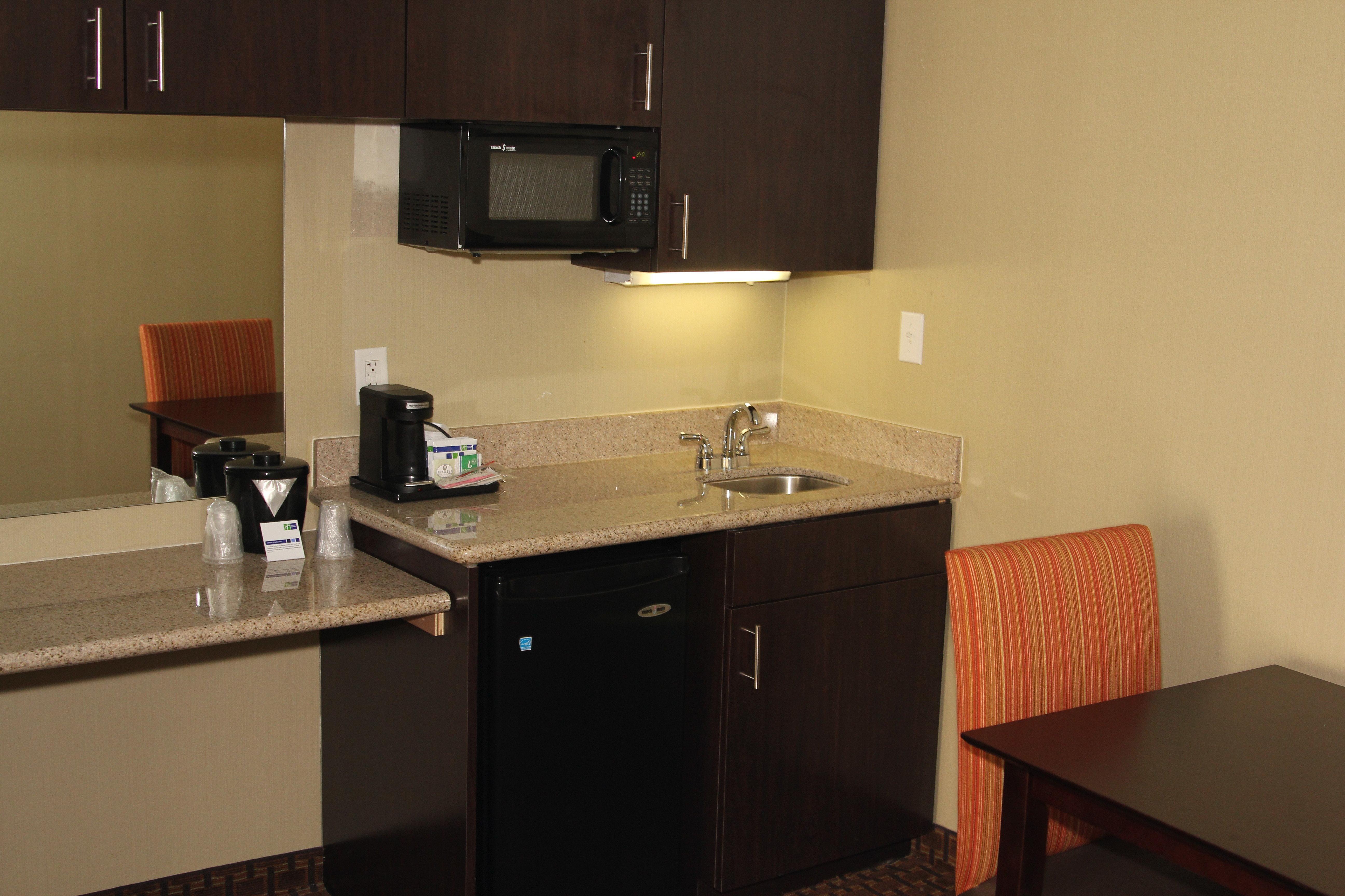 Holiday Inn Express Hotel & Suites Indianapolis W - Airport Area By Ihg Exteriör bild