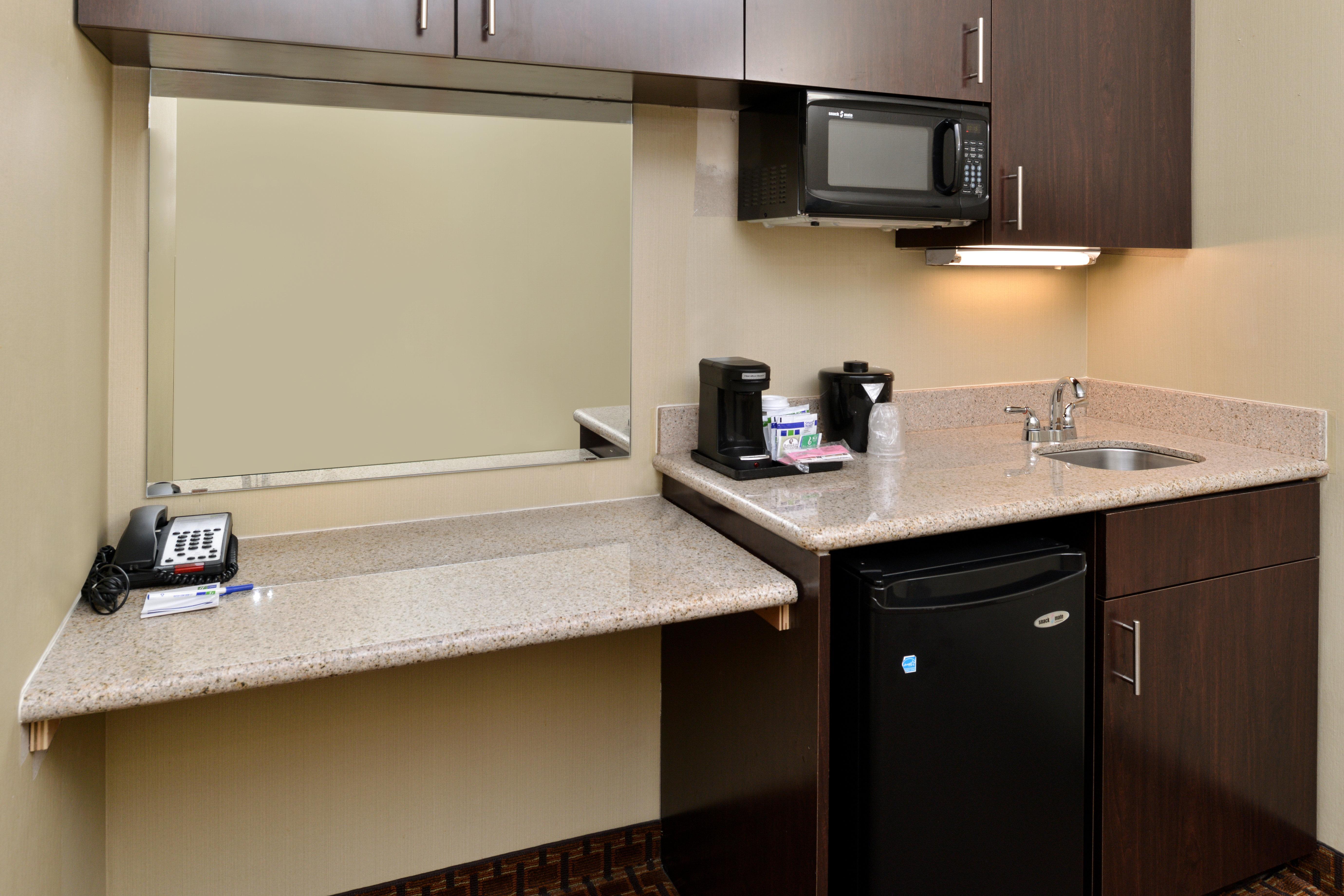 Holiday Inn Express Hotel & Suites Indianapolis W - Airport Area By Ihg Exteriör bild
