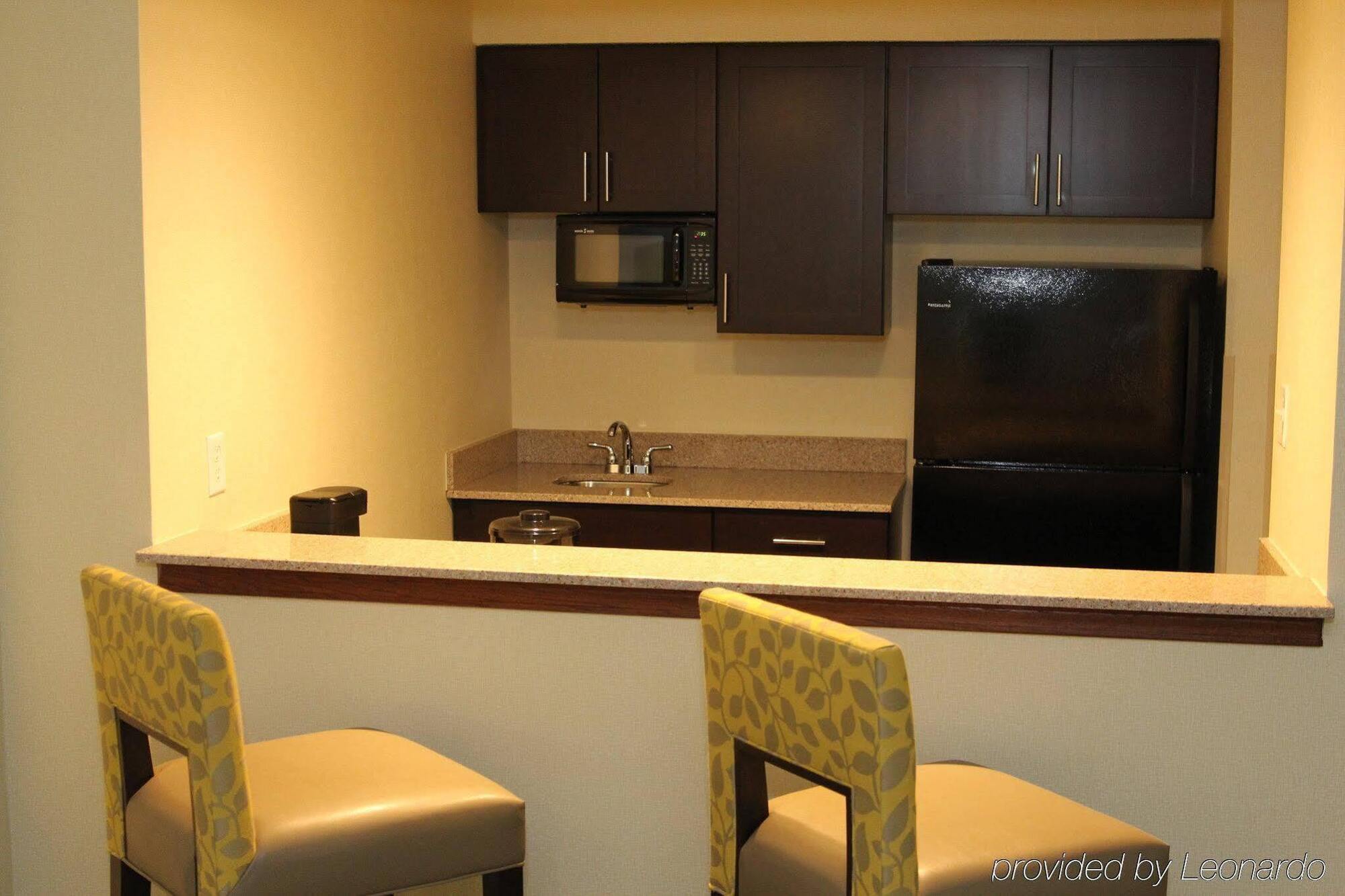 Holiday Inn Express Hotel & Suites Indianapolis W - Airport Area By Ihg Exteriör bild
