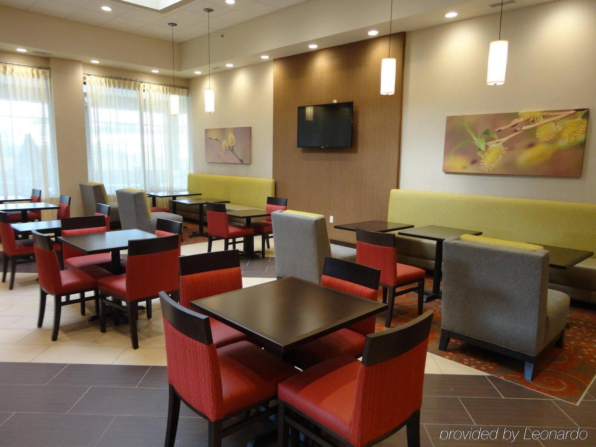 Holiday Inn Express Hotel & Suites Indianapolis W - Airport Area By Ihg Exteriör bild