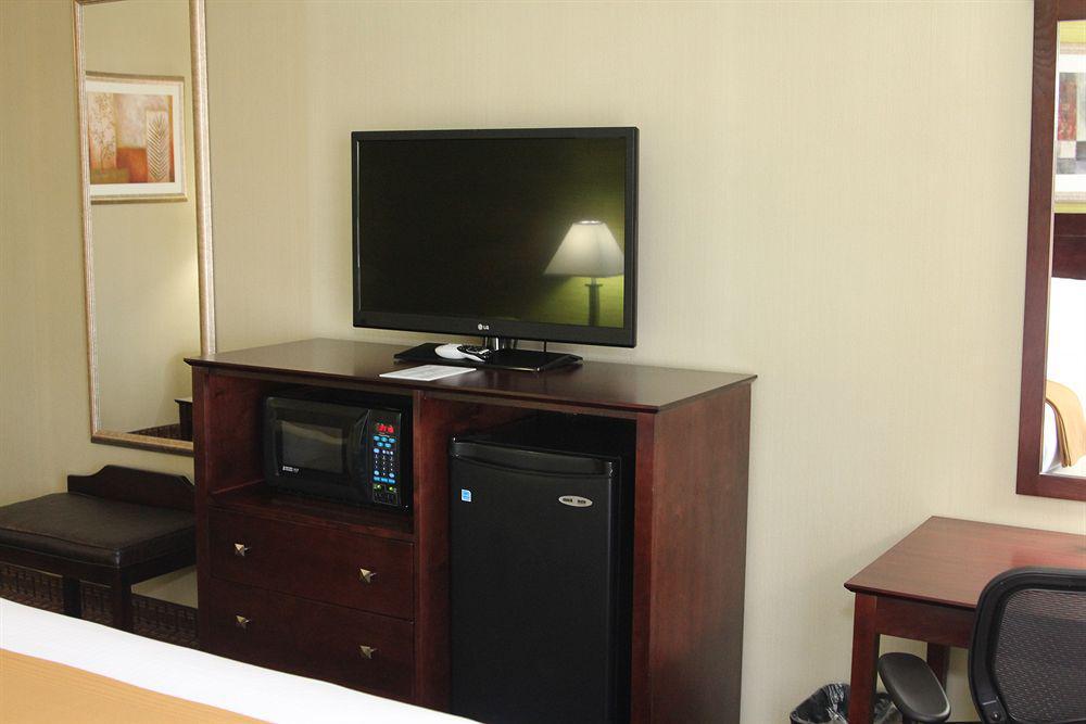 Holiday Inn Express Hotel & Suites Indianapolis W - Airport Area By Ihg Exteriör bild